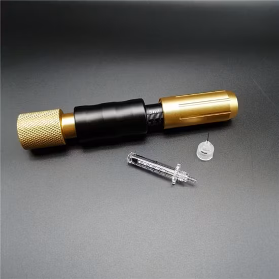 Bút Tăng Cường Độ Ẩm Hyaluron 2 trong 1 cho Đôi Môi Săn Chắc và Quyến Rũ