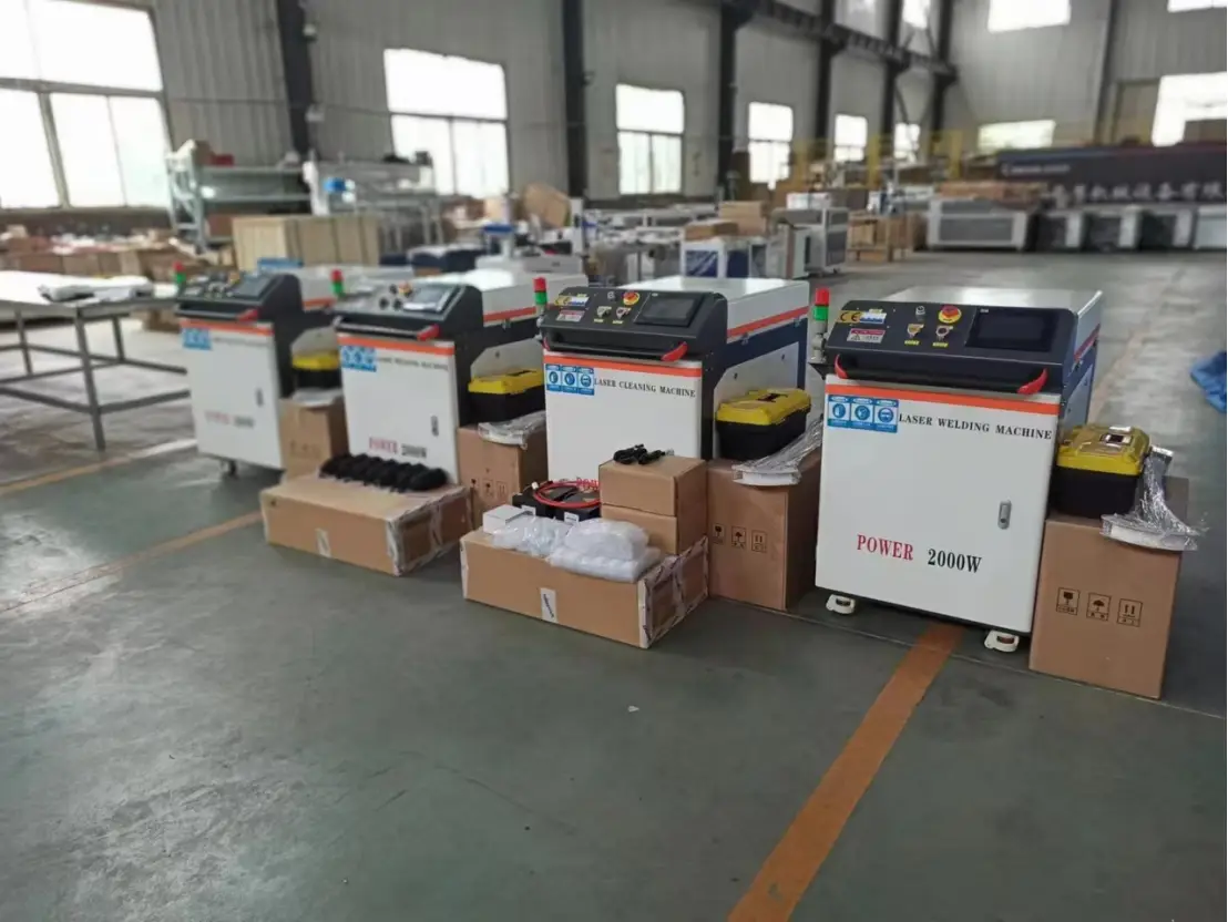 Máy hàn laser sợi kim loại cầm tay 4in1 công suất 3000W - Sản phẩm mới nhất