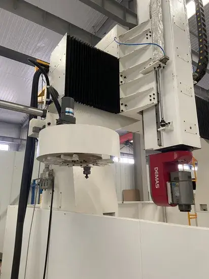 Top 5 Trung tâm gia công CNC Axis sử dụng điều khiển Syntec và trục chính công suất 9kw