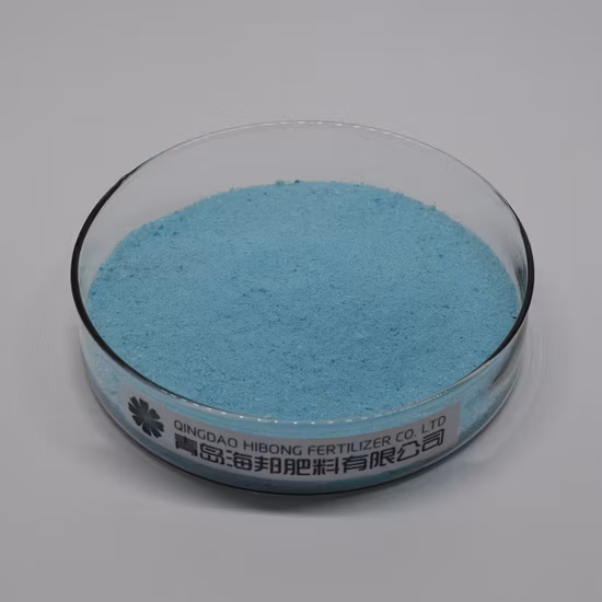 Phân bón NPK lỏng, dễ hòa tan trong nước với tỉ lệ NPK 20-20-20