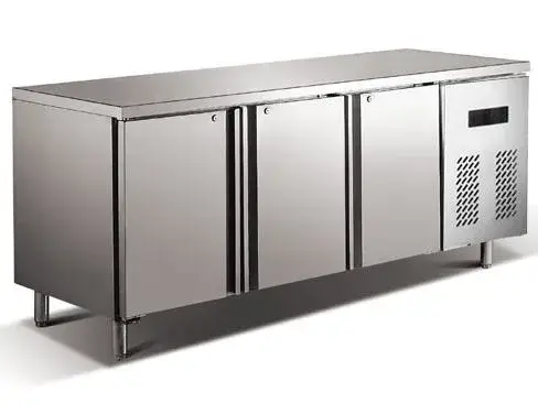 Tủ lạnh âm bàn với thiết kế 3 cửa kính tiện lợi