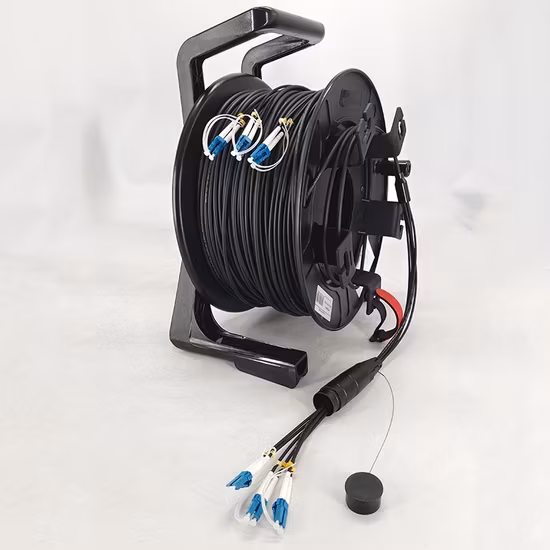 Cáp quang sợi quấn bảo vệ cho ứng dụng trong môi trường chiến trường