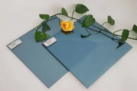 Kính Laminate Xanh Dương đa dụng cho Cửa Sổ và Trang Trí trong Tòa Nhà