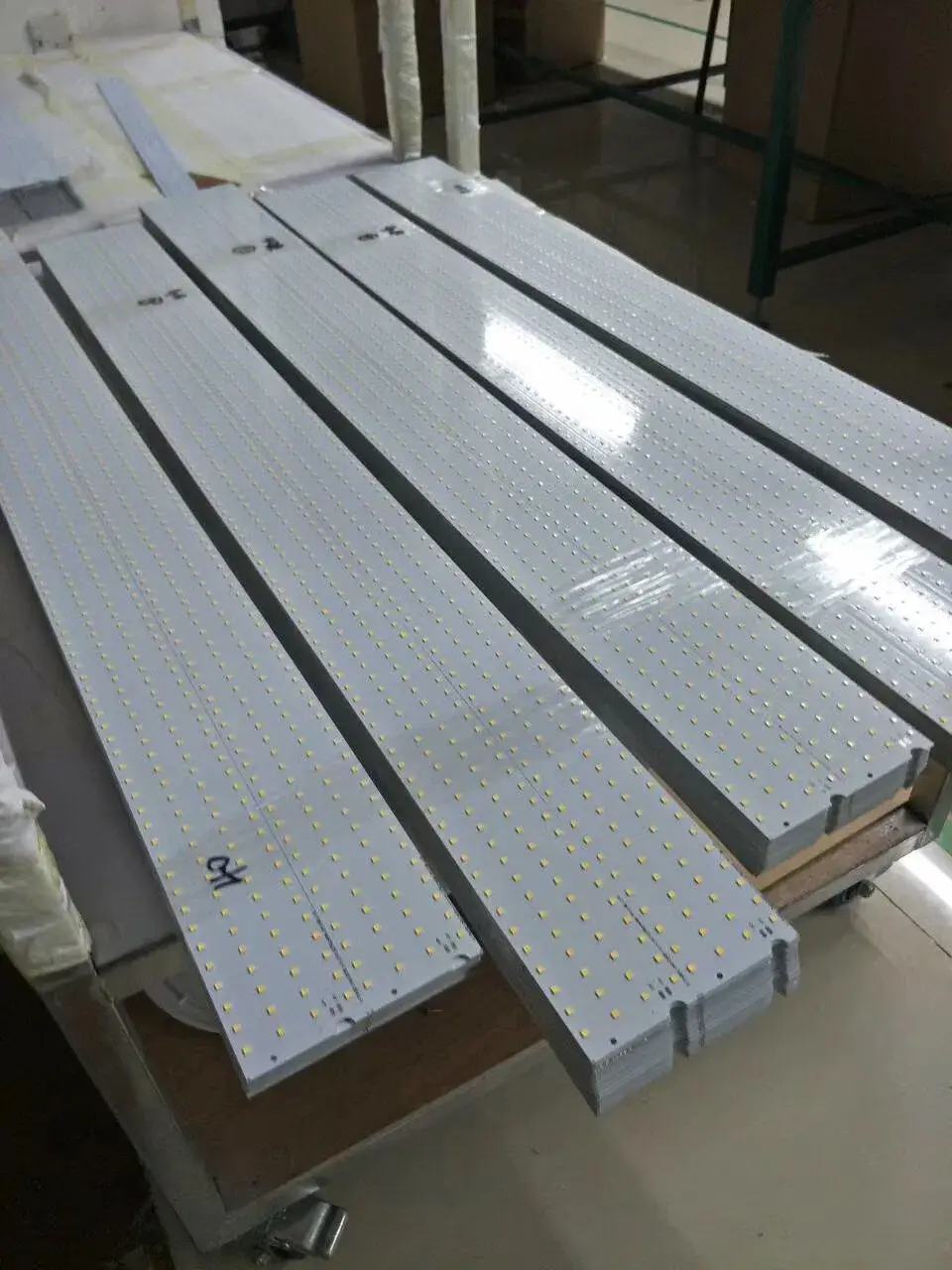 Đèn LED chống nước với đầu nối nhanh, các kích thước và công suất khác nhau