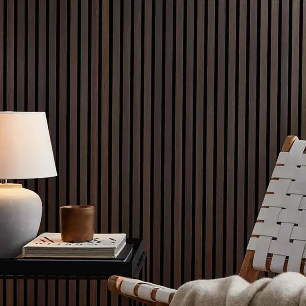 Tấm panel gỗ MDF Akupanel với thiết kế rãnh tường, dùng để trang trí và cách âm trong nội thất
