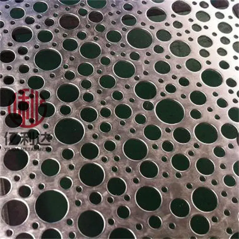 Chuyên thiết kế cắt laser CNC cho tấm kim loại với đục lỗ đa dạng
