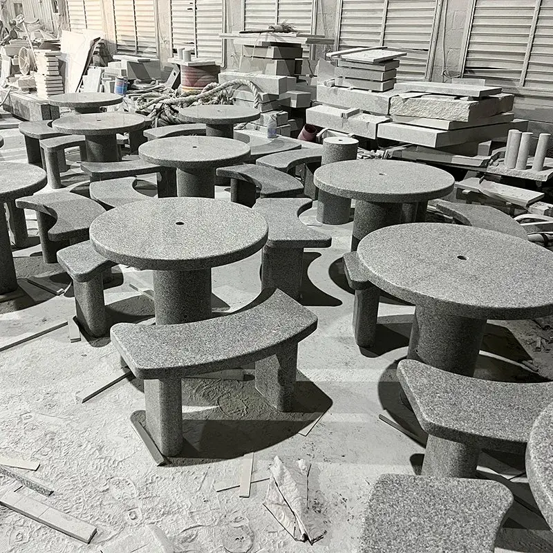 Bàn tròn chạm khắc tay từ đá granit