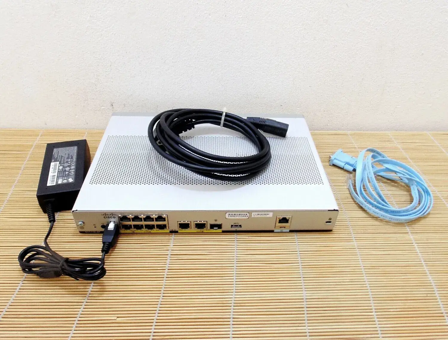 Router Cisco C1111X-8p: Thiết bị bộ định tuyến Ethernet Isr 8 cổng, Dual Ge Wan Mới