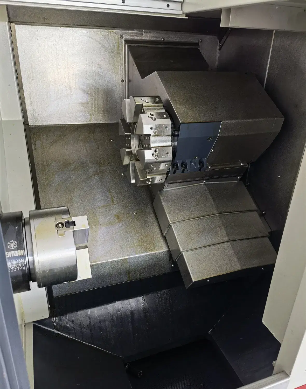 Máy CNC tiện giường nghiêng Blin: Sự lựa chọn vững chắc cho sản xuất công nghiệp