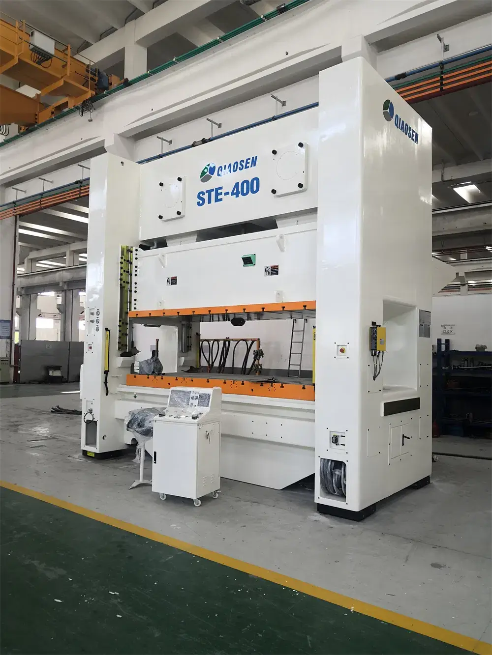 Máy Ép Trục Hợp Kim Rèn 400t: Sản Phẩm Phục Vụ Ứng Dụng Chịu Va Đập Cao