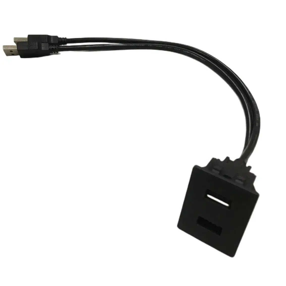 Thiết kế cáp USB được lắp trên bảng điều khiển ô tô theo yêu cầu cá nhân