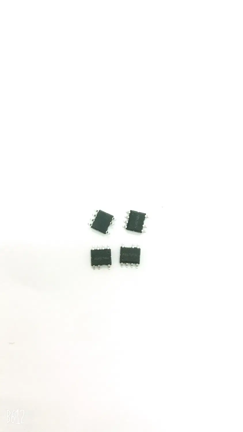 RM9002E: Thiết bị điện tử cung cấp nguồn với IC điều khiển tuyến tính ổn định