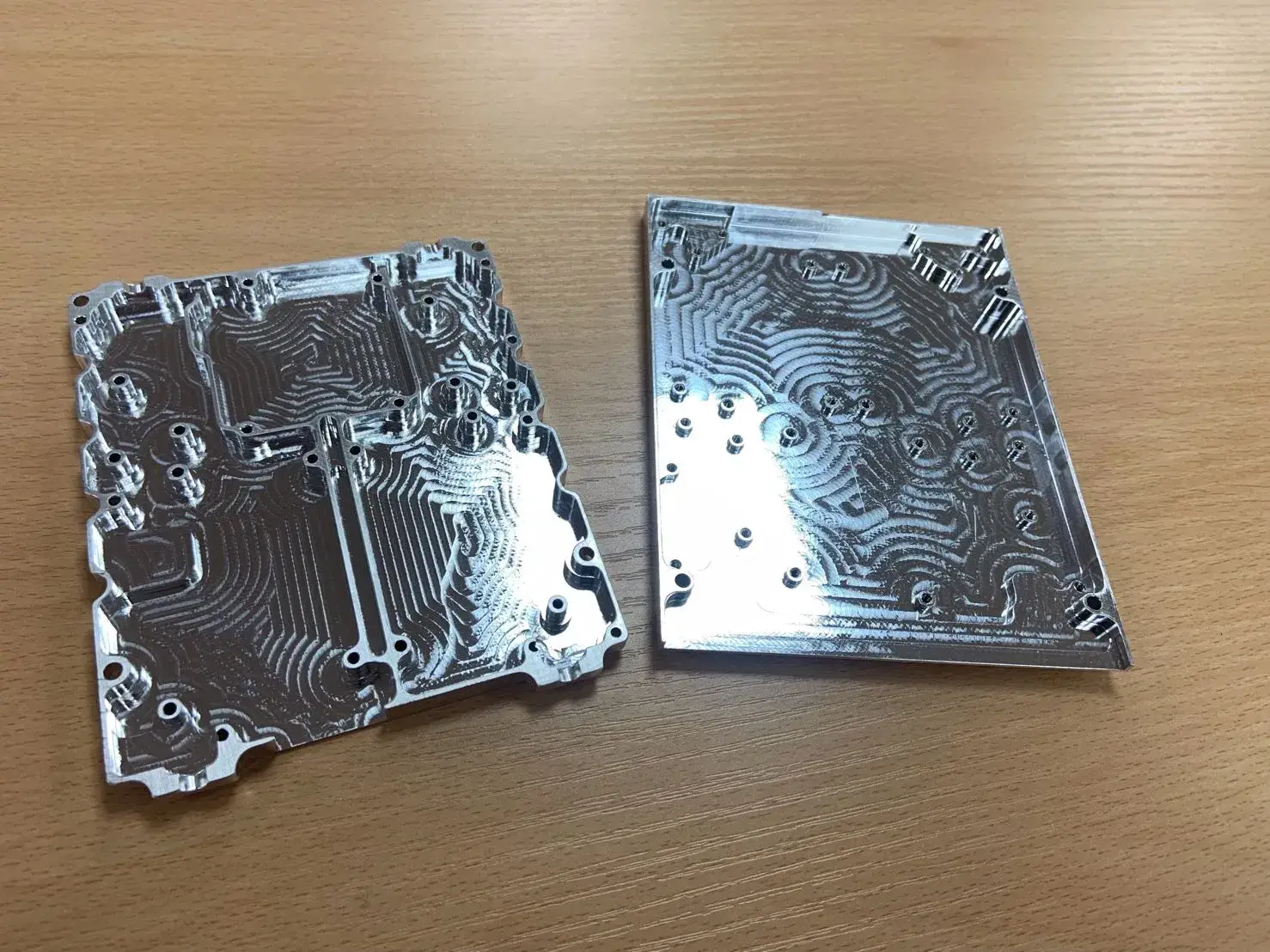 Đặt hàng gia công lắp ráp nhôm, thép, đồng và bộ phận máy CNC chính xác theo yêu cầu