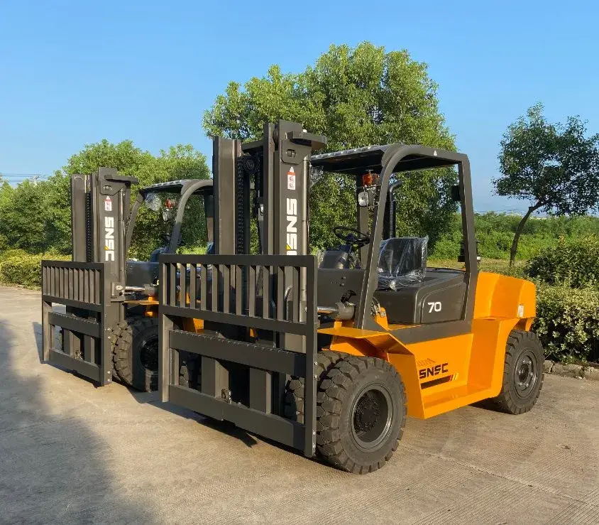 7ton Xe nâng diesel với ưu đãi cực hấp dẫn đến Gambia