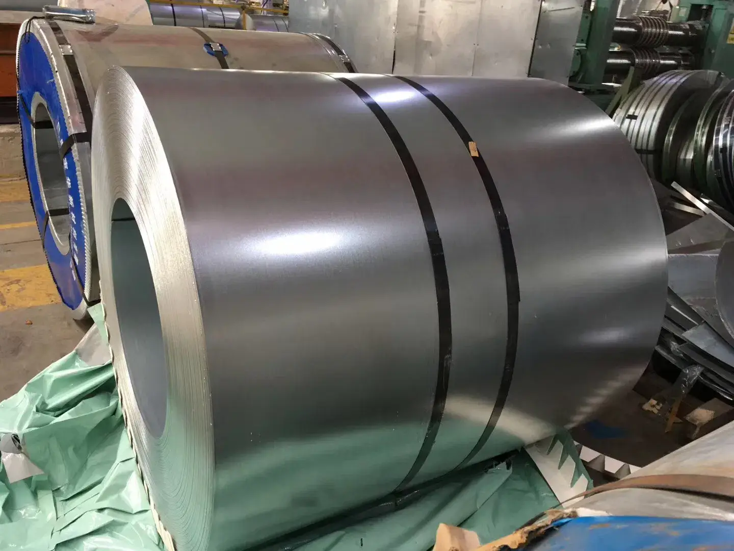 Thép Zn-Al-Mg phủ chống ăn mòn cao – Lựa chọn tốt cho công trình chăn nuôi