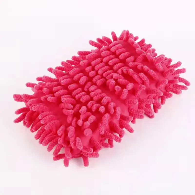 Bàn chải chenille và khăn microfiber - Giải pháp tuyệt vời cho việc làm sạch xe