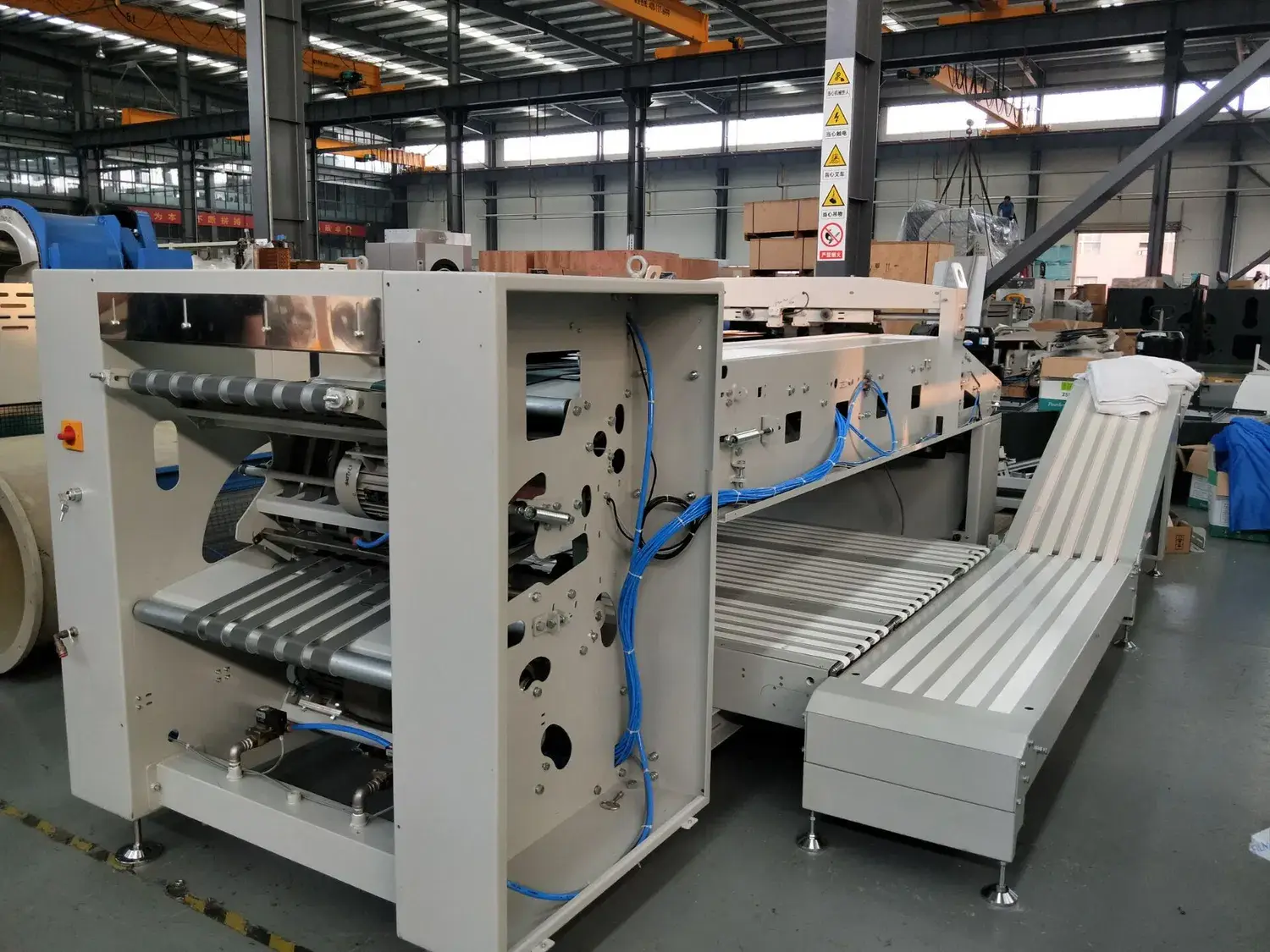 Thiết bị gập khăn tắm tự động ZD - Tiện lợi và hiệu quả