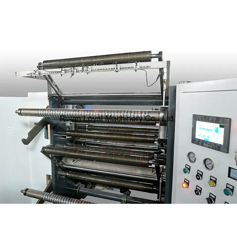 Thiết bị tự động cắt giấy lọc y tế hiệu quả