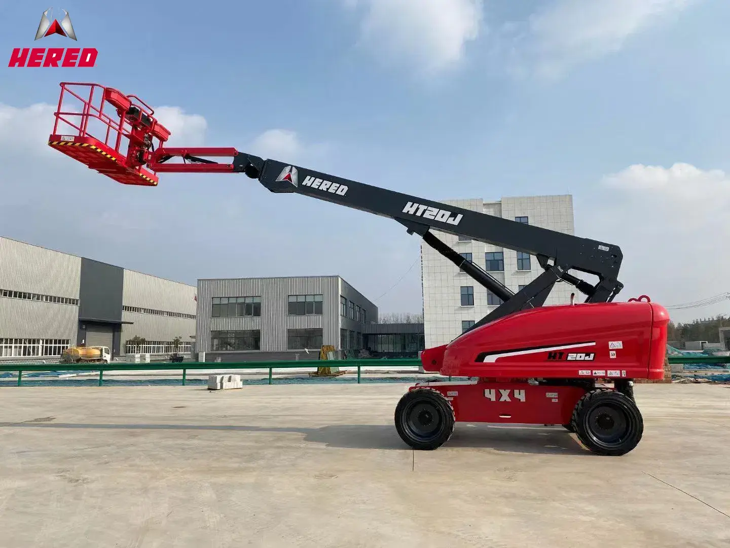 Bàn nâng di động Hered - Thiết bị Nâng người Telescopic Boom hiện đại