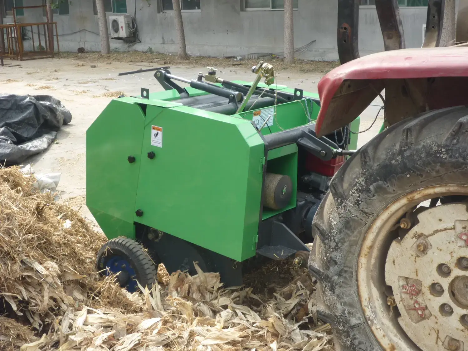 Máy ép cỏ tròn phổ biến đang được ưa chuộng trên thị trường - Zyrk0850