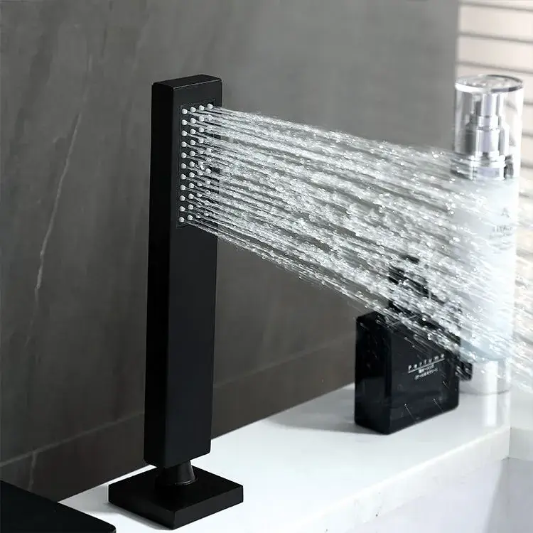 Vòi sen bồn tắm 5 lỗ sản xuất chất lượng từ Trung Quốc - Đảm bảo an toàn và tiện lợi