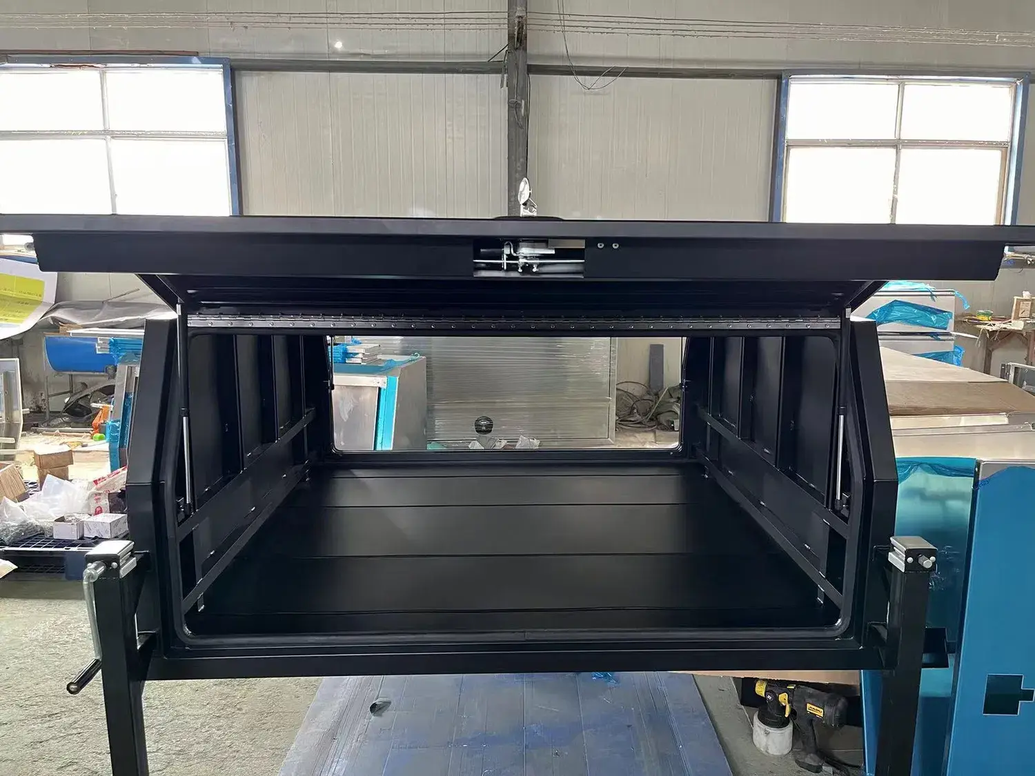 Bạt che lưu trữ dụng cụ bằng nhôm cho xe tải pickup: sản phẩm đề xuất từ nhà cung cấp