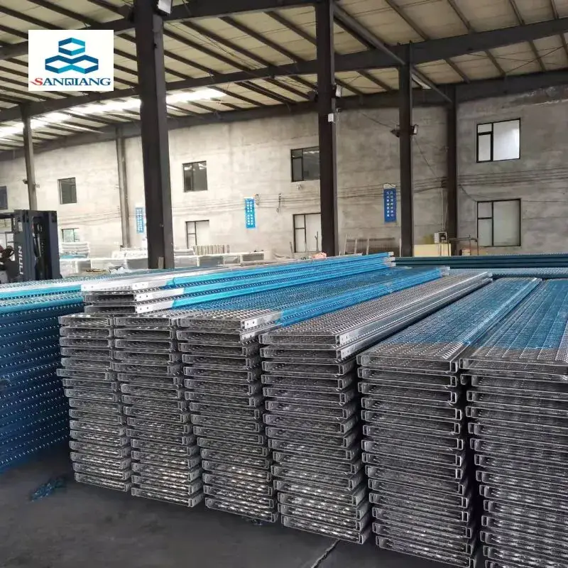 Tấm lưới kim loại mạ kẽm chất lượng cao chống trượt với lỗ thủng