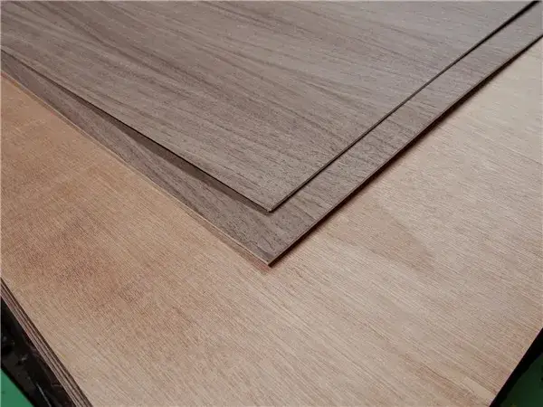 Bán buôn MDF Bề mặt sáng và mờ nhẵn, Veneer dập nổi Melamine 4mm và 8mm cho nội thất