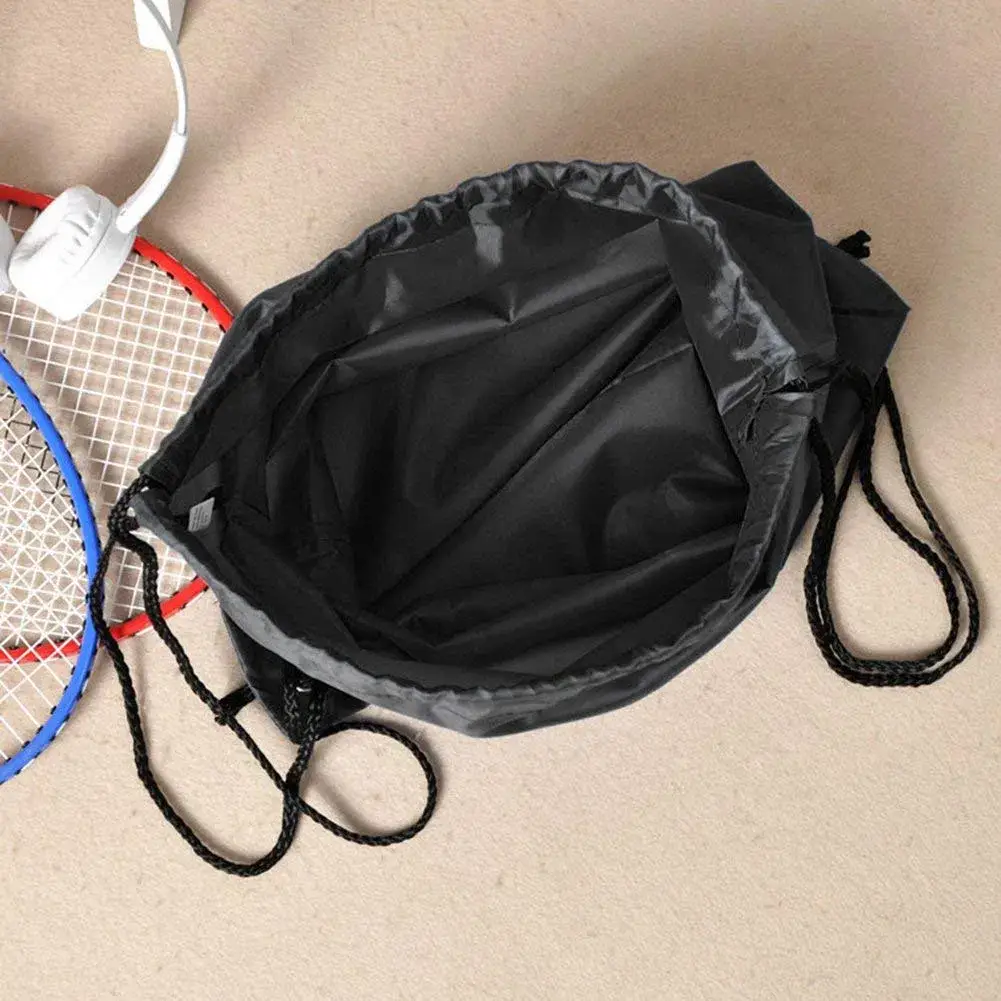 Balo thể thao dành cho nam và nữ, thiết kế gập gọn từ chất liệu nylon, phù hợp sử dụng trong việc lưu trữ và du lịch, có dung tích rộng rãi