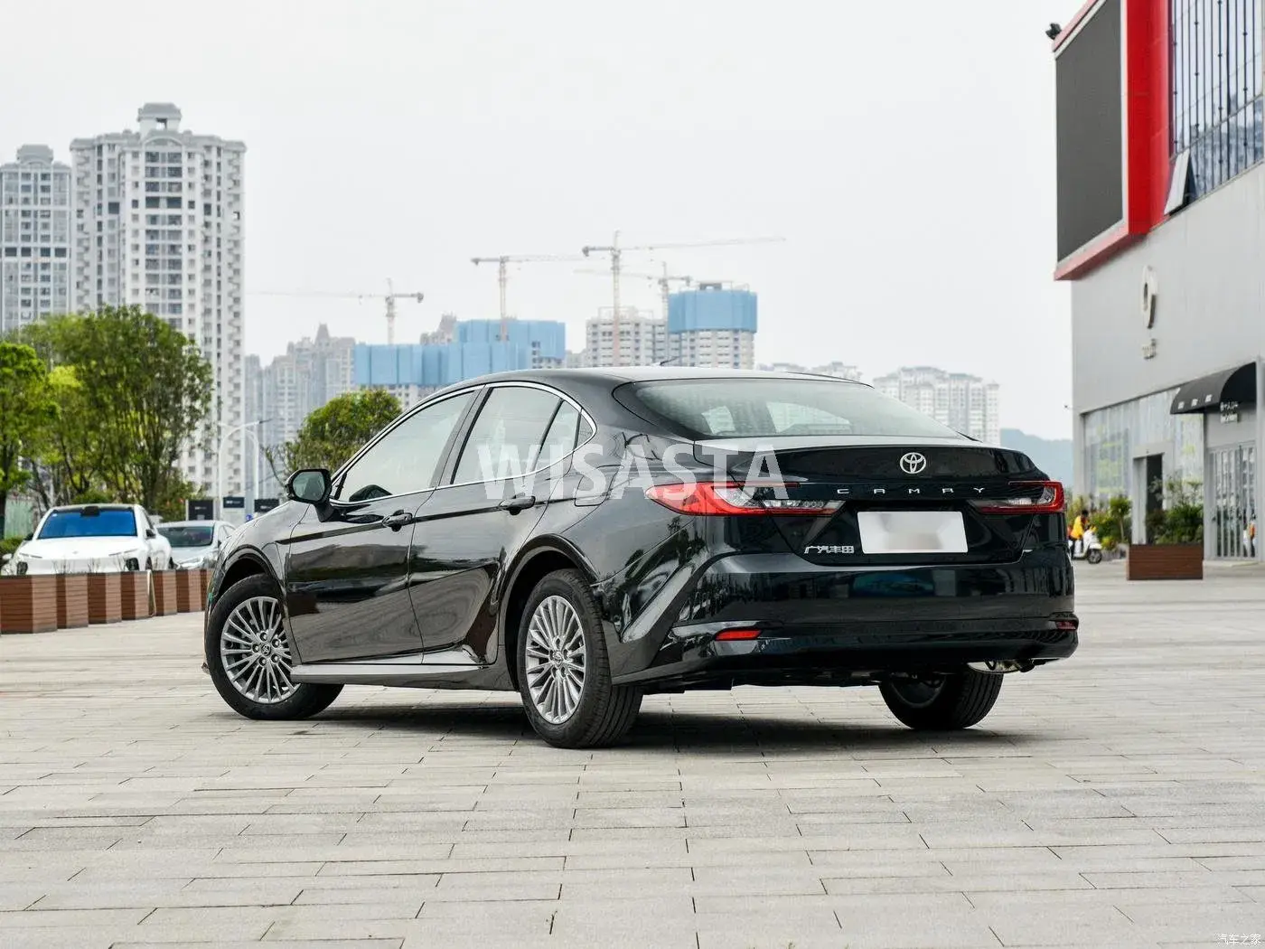 Động cơ Hybrid Camry 2024 và Captiva 1.3T - Xe mới và đã qua sử dụng
