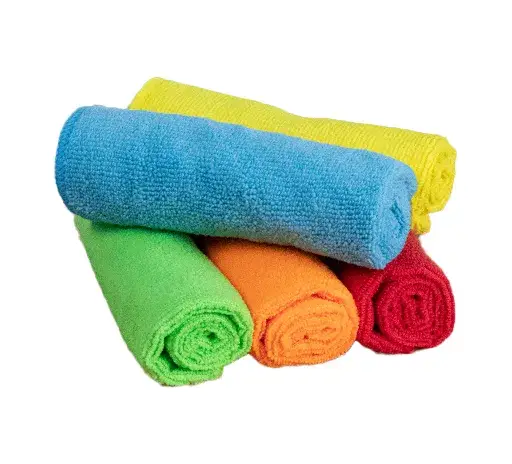 Khăn lau gương microfiber hiệu quả loại bỏ vết nước và dấu vân tay mà không gây streak