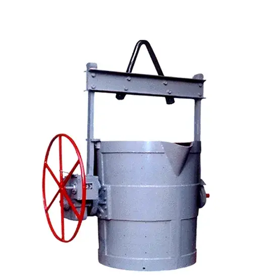 Bình trà rót hình cầu độc đáo, được làm từ kim loại cao cấp