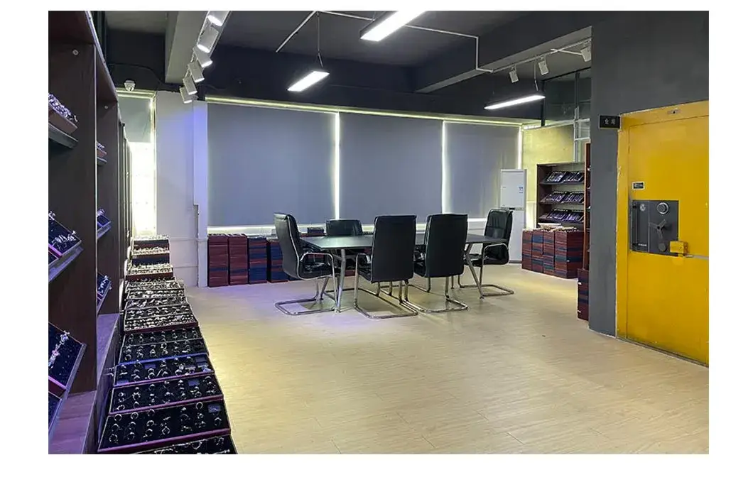 925 Phụ kiện thời trang bạc 2022 - Sản xuất sỉ trang sức thời trang chất lượng cao với phong cách Hip Hop và vẻ đẹp tinh tế hình ảnh 19-description