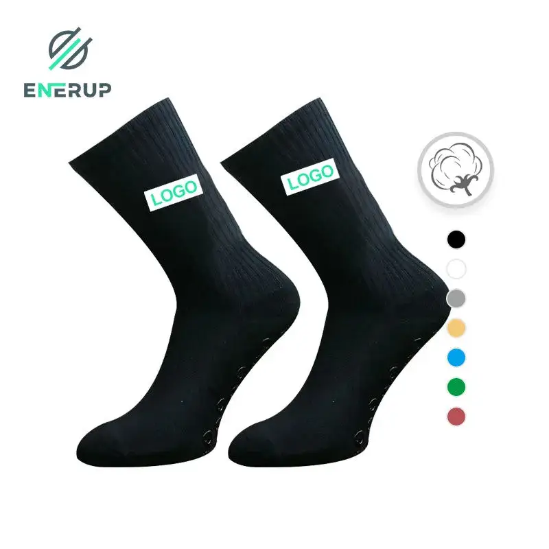 Đôi tất chống trượt Enerup dành cho phái mạnh khi chơi bóng đá