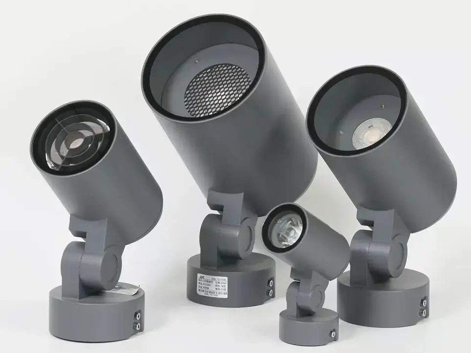 Đèn Chiếu Sáng Ngoài Trời COB RGB DMX - Lựa Chọn Khung Nhôm Bước Vườn Ngoài Trời 15W 20W 30W 35W