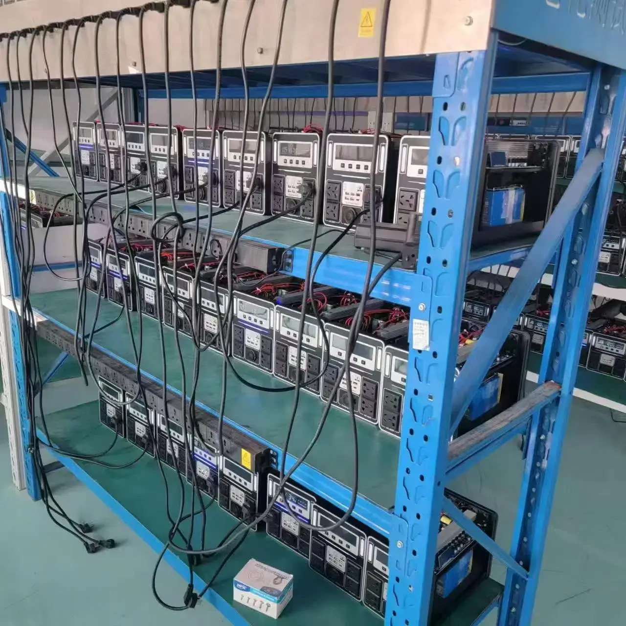 Nhà Máy Yaye 300W/500W/600W/1000W/1500W/2000W/3000W Pin Lithium Năng Lượng Mặt Trời Di Động