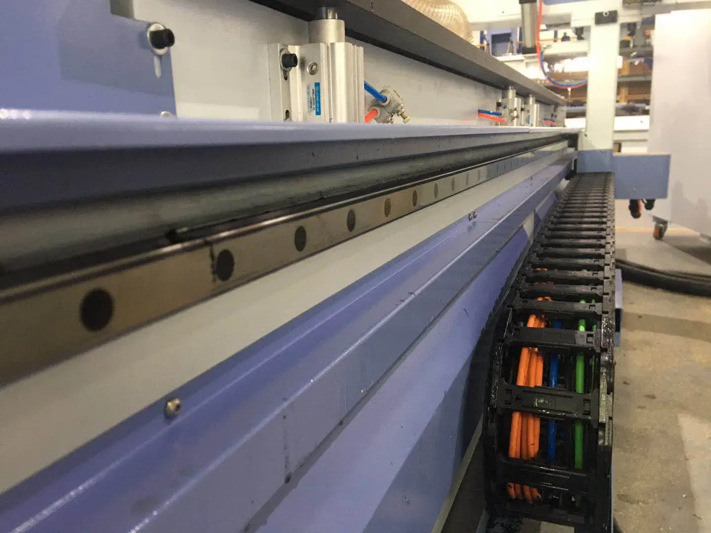 Đặt hàng gia công CNC 1530 cho dịch vụ cắt gỗ và khoan