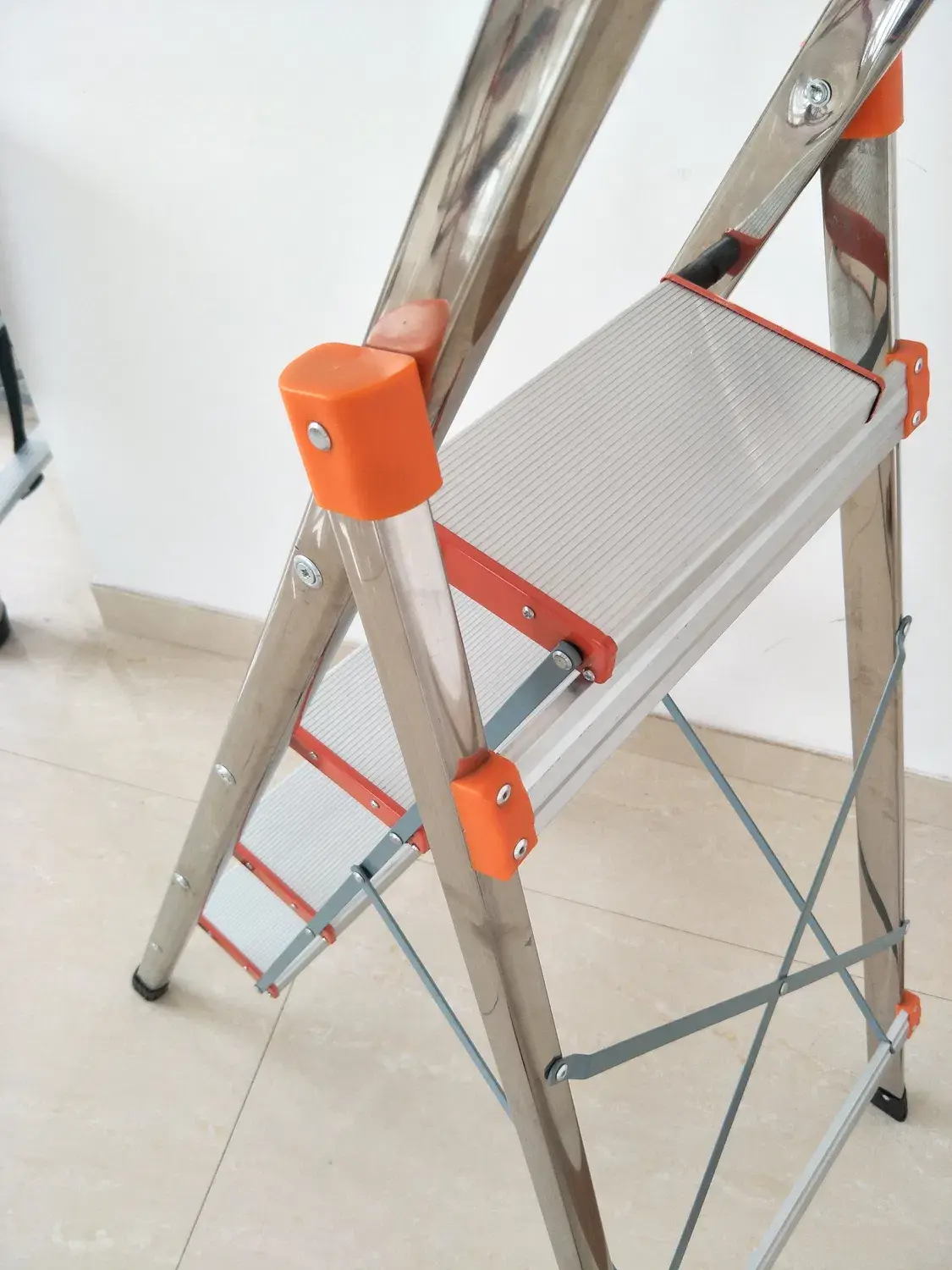 Thang inox G-Series - Sự lựa chọn thời trang và tiện ích cho không gian gia đình