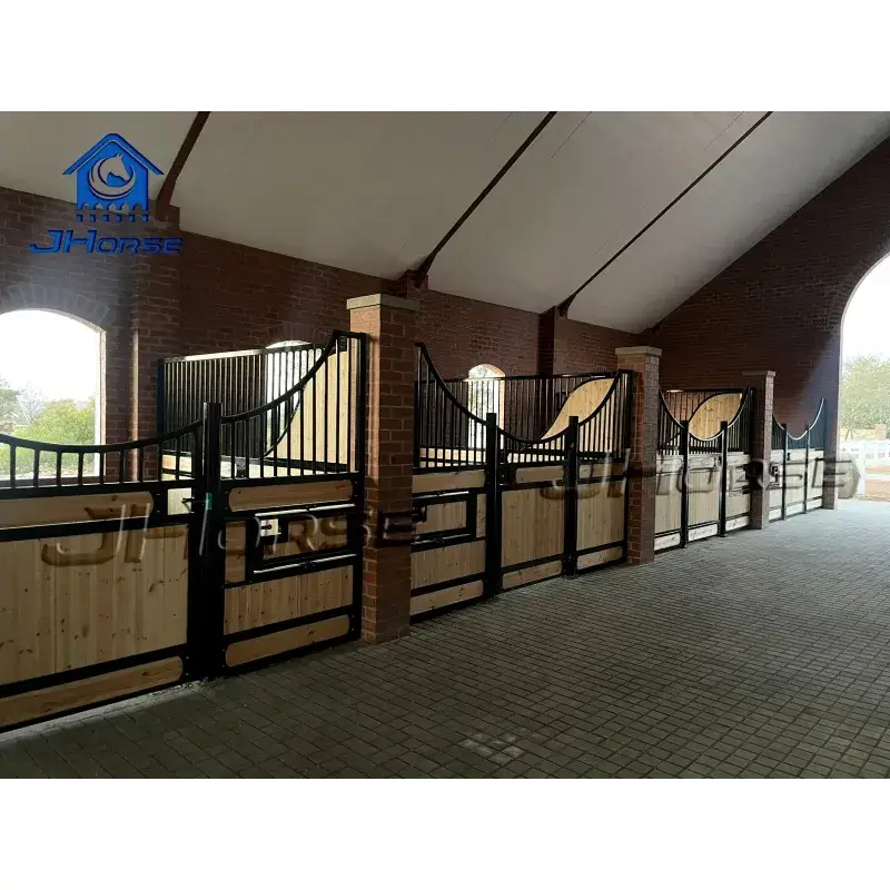 Bảng Tường Nội Thất thiết kế chuồng ngựa phổ biến, cửa kép gỗ Teak E-01