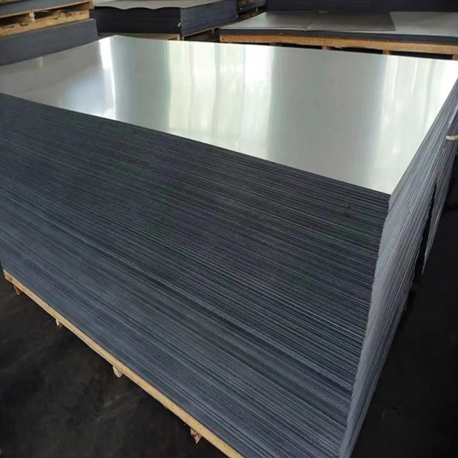Hợp kim nhôm tấm, tờ và dải với các tiêu chuẩn chất lượng ASTM 1050, 1060, 1070, 1100, 1200, 1235, 1035, 1145, 1199, 1350, 1080, 1085, 1090, 1095, 1105, 1120, 1135