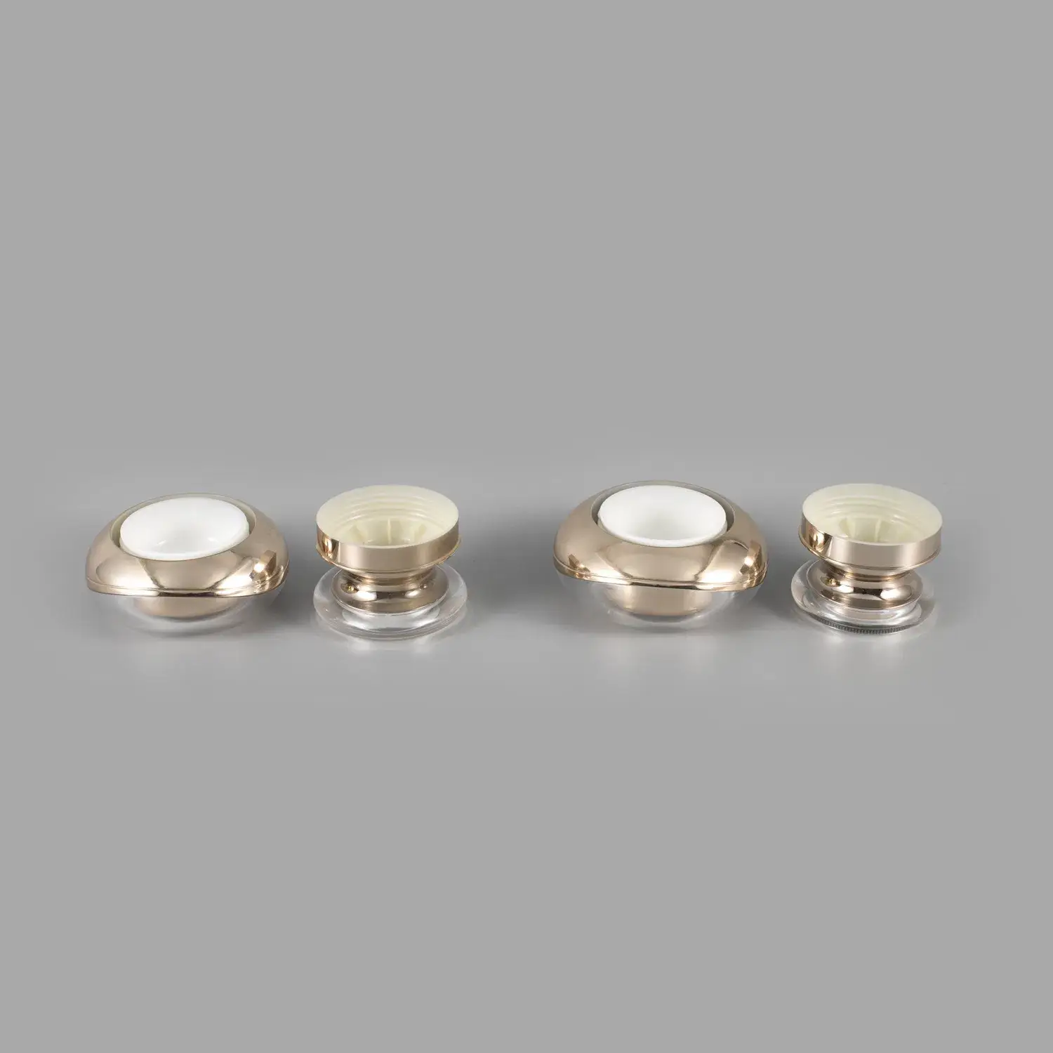 Bộ chai tinh dầu acrylic miệng vịt - giải pháp bảo quản chất lượng cho sản phẩm chăm sóc da
