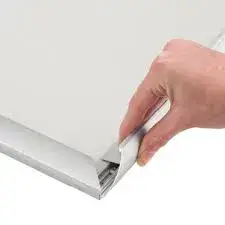 Hộp quảng cáo LED sử dụng nguồn điện, phục vụ cho tòa nhà và quán bar