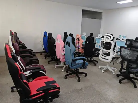 Ghế chơi game ergonomics điều chỉnh cho việc làm việc và giải trí thoải mái