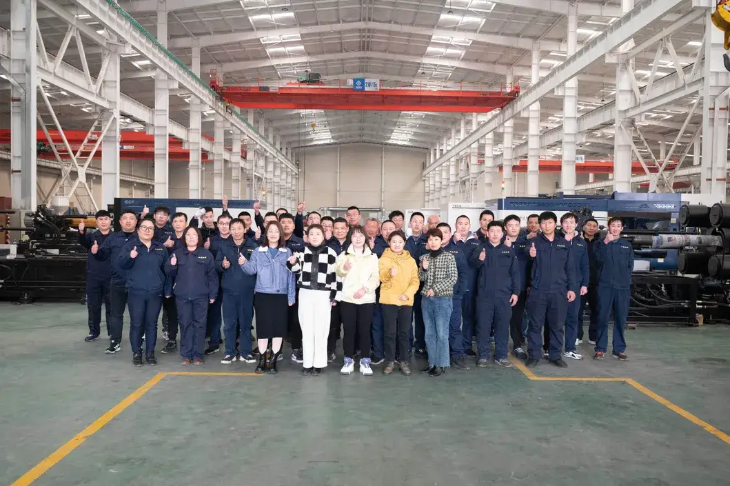 Đa dạng Máy Ép Nhựa Tự Động cho Giỏ Giặt với Công Suất 460 Tấn hình ảnh 16-description