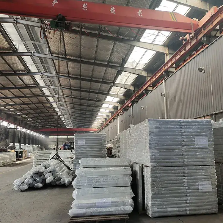 Cửa pivot kiểu cung bằng kính laminate và khung nhôm hình ảnh 15-description