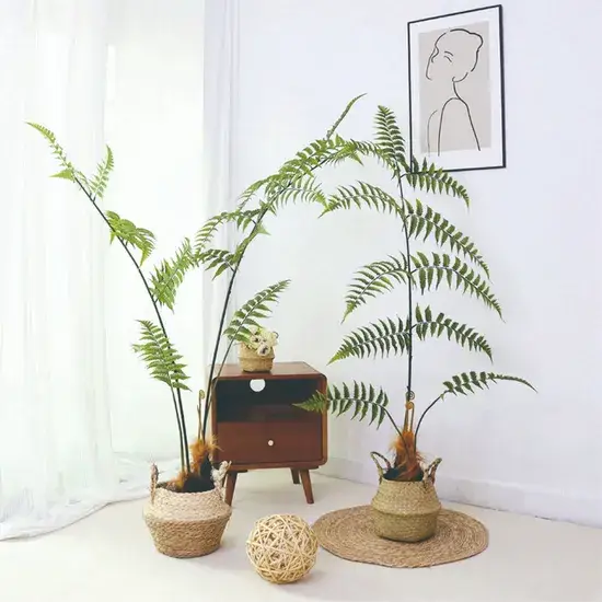 Đồ trang trí nội thất: Cây nhựa giả, hoa và lá nhựa, bụi cây mô phong thiên nhiên