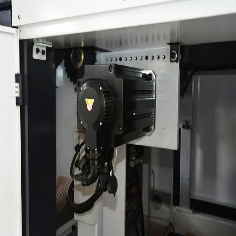 Thiết bị tự động cắt và bế chuyên nghiệp
