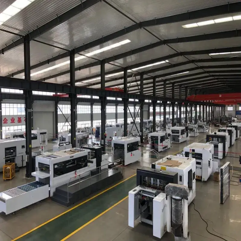 Thiết bị tự động cắt và bế chuyên nghiệp