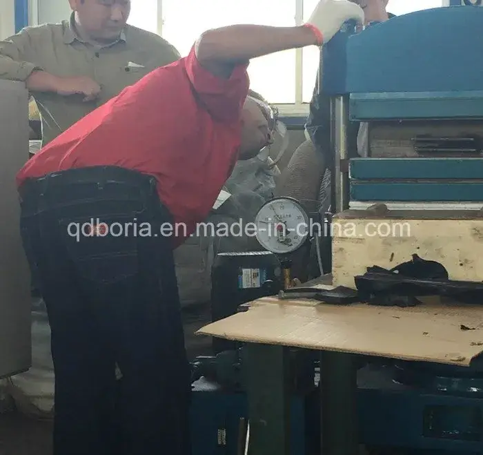 Máy ép cao su tự động với hệ thống PLC cho dây chuyền sản xuất miếng vá cao su nóng từ cao su SBR hình ảnh 17-description