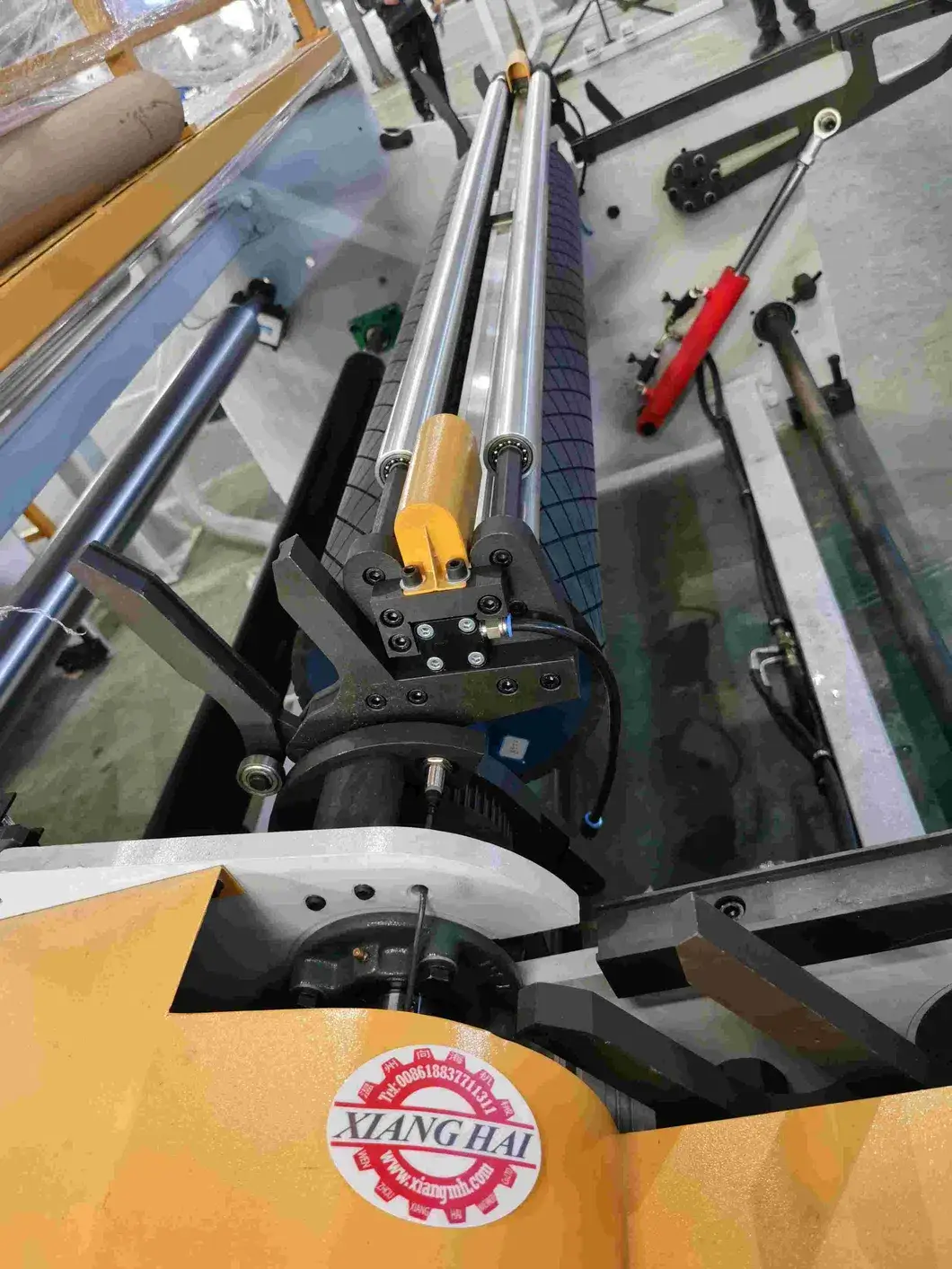Dây chuyền tự động sản xuất phim bao bì nhựa ép đùn với máy nạp tự động 3 trong ngành công nghiệp sản xuất hình ảnh 27-description